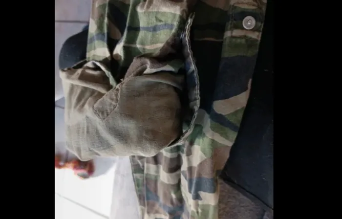 Chemise armée taille m coolcat - photo numéro 6