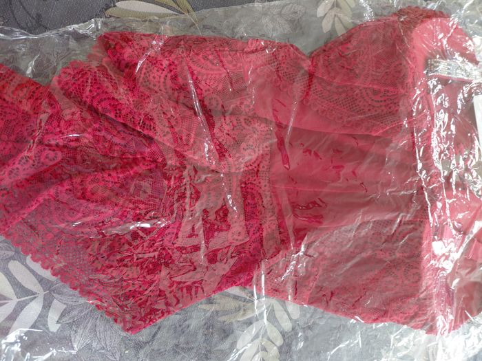body dentelle rouge - L/XL - neuf - hana - photo numéro 6