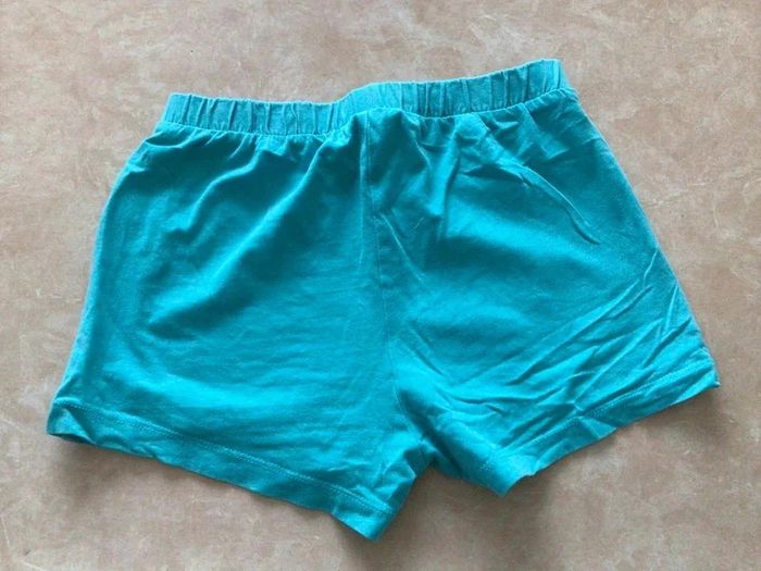 Short fille - photo numéro 2