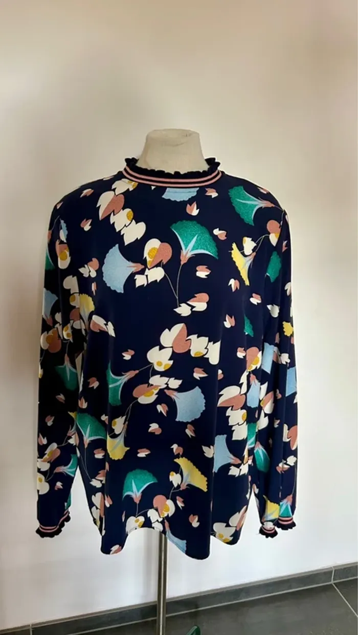 Magnifique blouse col roulé Essentiel 42 - photo numéro 3