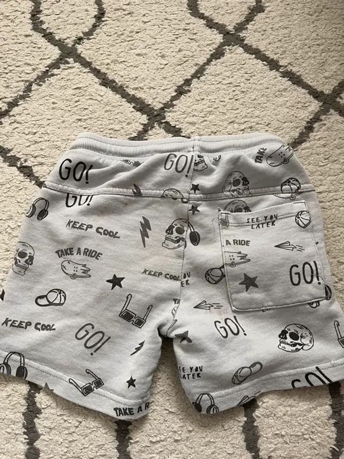 Lot de 2 Short Zara - photo numéro 2