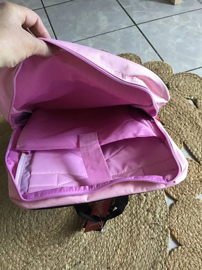 Très beau sac à dos rose et noir marque Sound Wave 30-43 cm - photo numéro 6