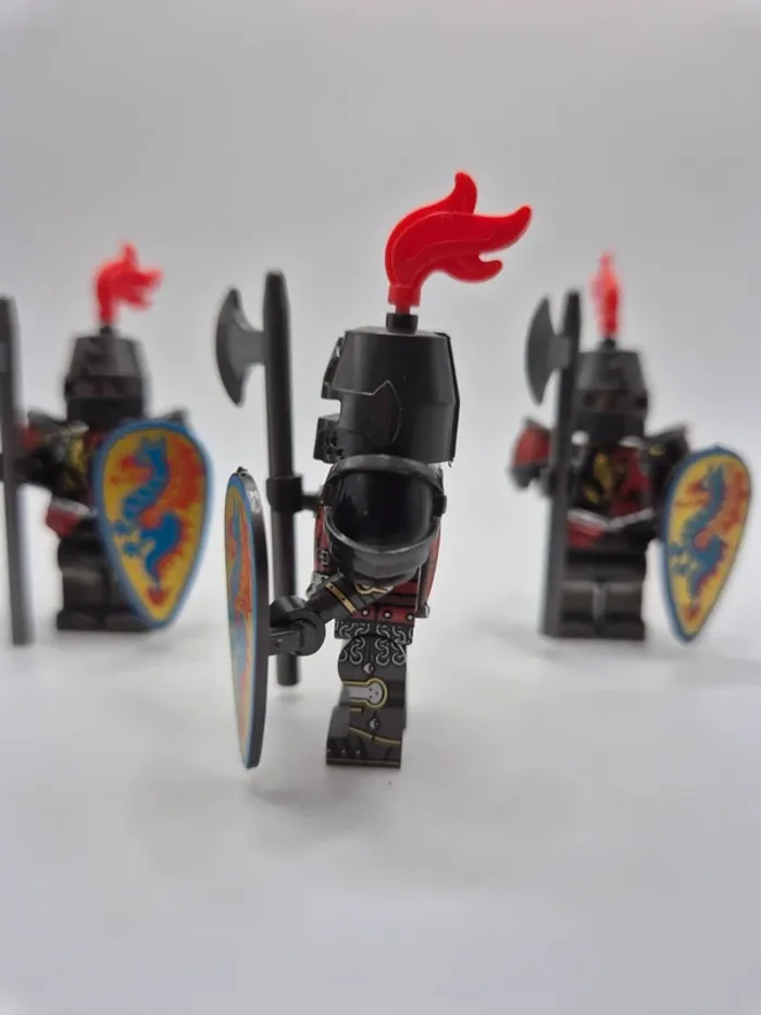 Figurines type lego 4 soldats chevaliers Du Dragon - photo numéro 3