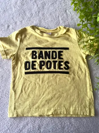 Très beau tee shirt à courte manche pour garçon