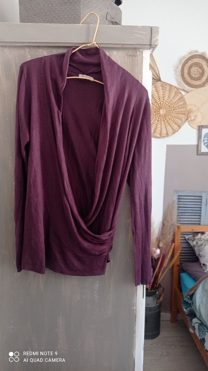 Pull léger cache coeur violine taille m