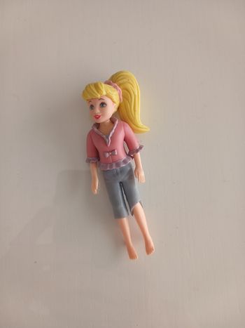 Figurine Polly Pocket - Tenue Décontractée (Rose & Gris)