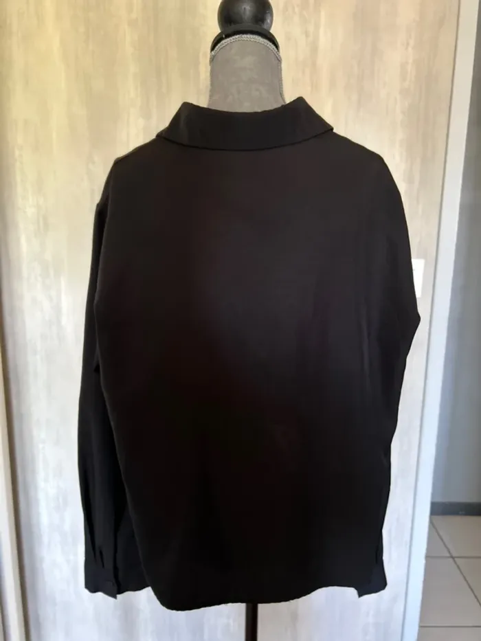 Chemise noir - photo numéro 4