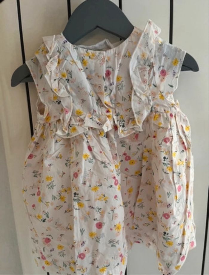 Robe blanche fleurie petit bateau