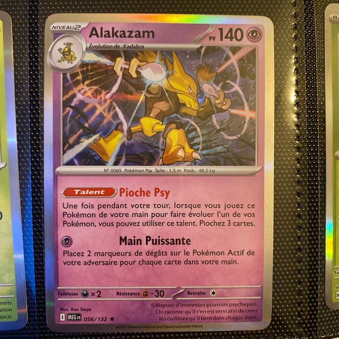 Carte Pokémon holographique alakazam