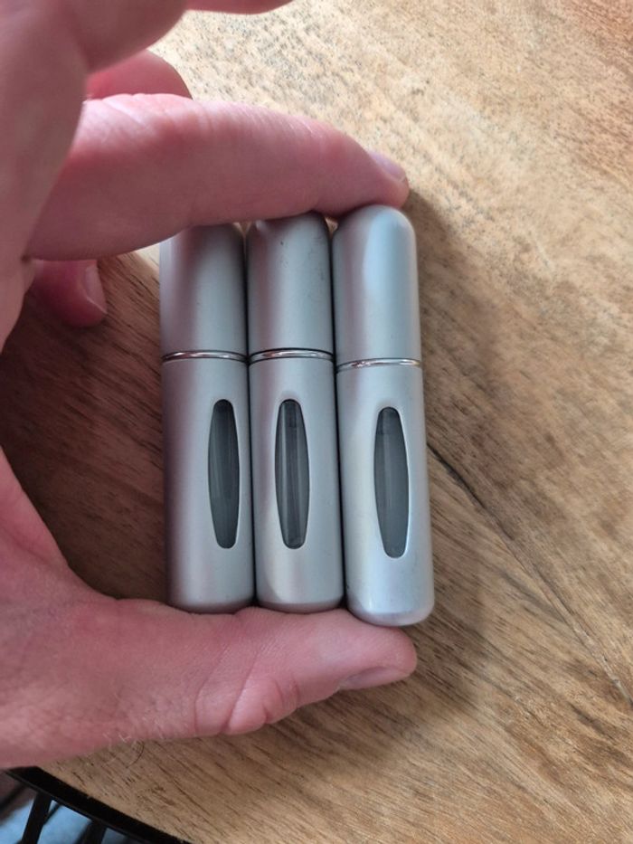 Lot de maquillage neuf - photo numéro 3