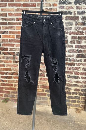 👖 Jean noir déchiré Clockhouse High Rise Mom – taille haute (T36)