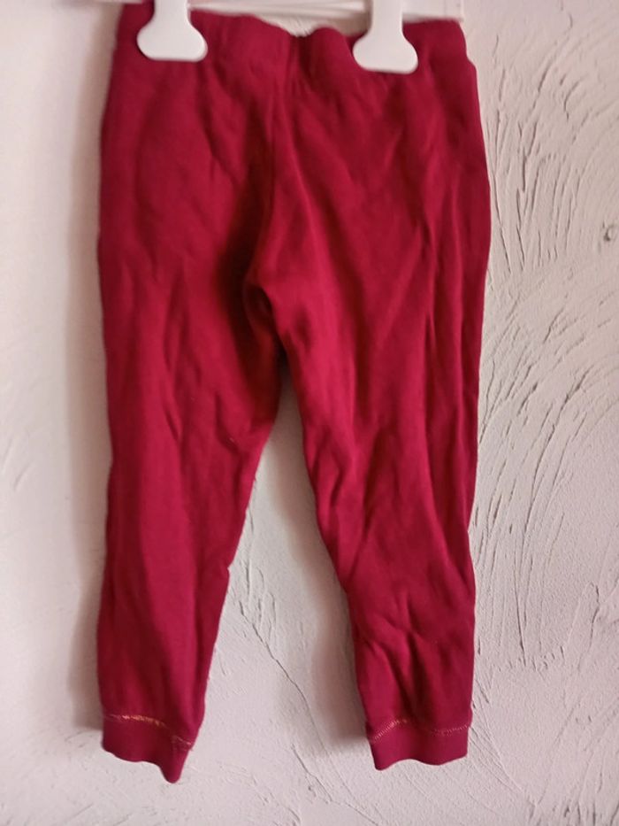 Jogging rouge - photo numéro 4