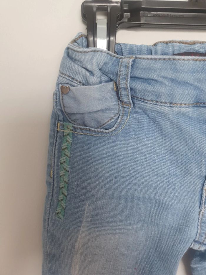 Jeans clair petit broderie de chaque côté 2 ans catimini - photo numéro 3