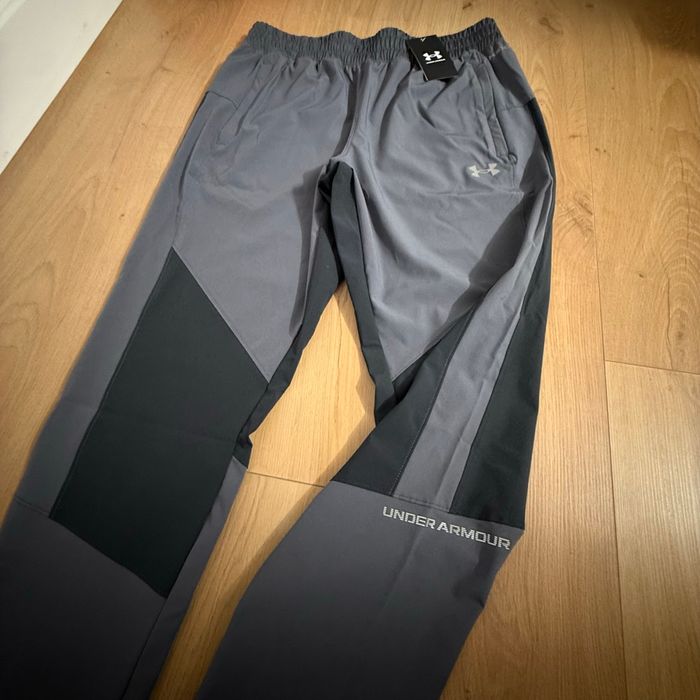 Pantalon de jogging Under Armour taille L neuf avec étiquette. - photo numéro 2