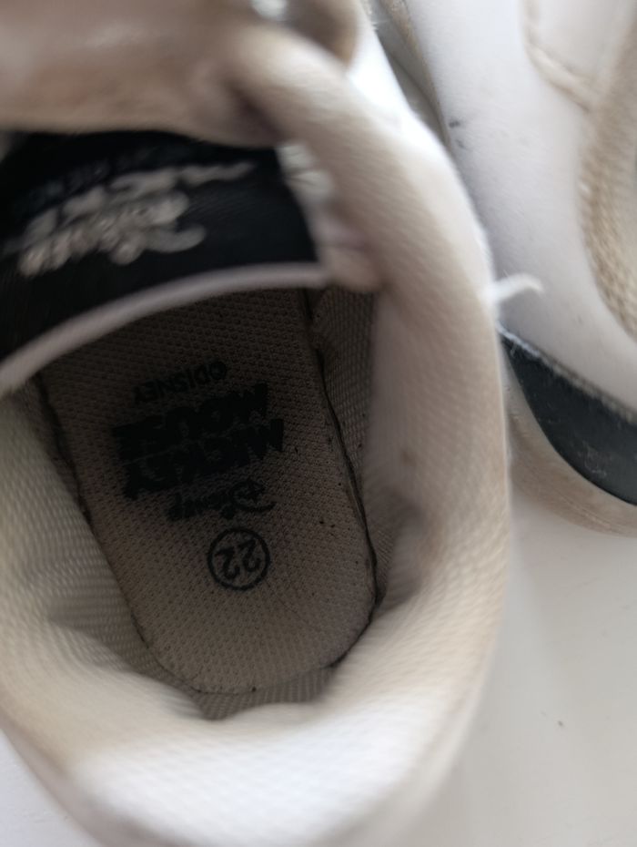 Baskets pointure 22 - photo numéro 3