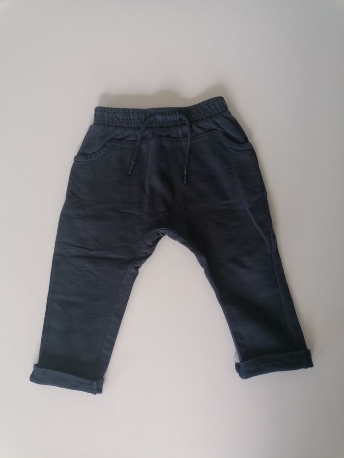 Pantalon style jogging