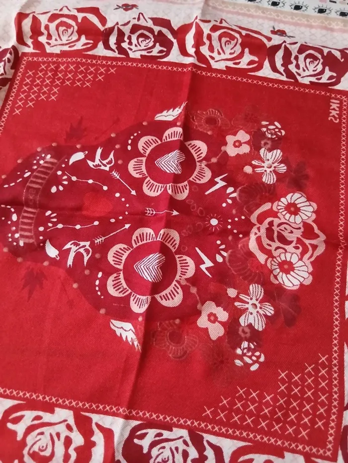Foulard Ikks fille - photo numéro 3