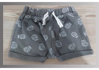 Short kiabi gris 6 mois