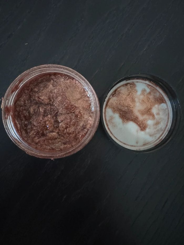 Cosmétiques neufs jamais utilisé idéal calendrier de l’Avent - photo numéro 5