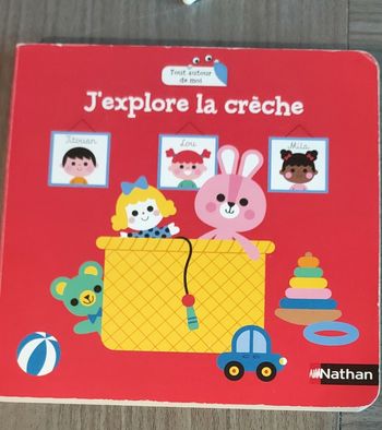 Livre à volets j'explore la crèche 