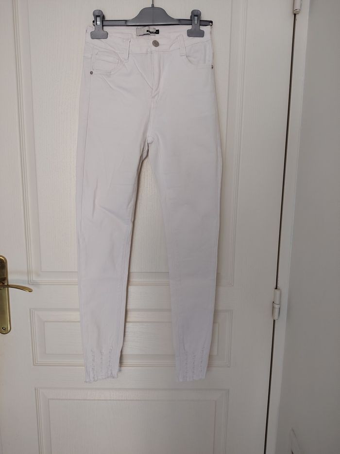 Pantalon blanc troué, Jeans Industry, T34