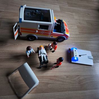 Ambulance Playmobil