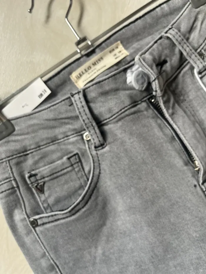 Jean skinny gris – Hello Miss Paris - photo numéro 3