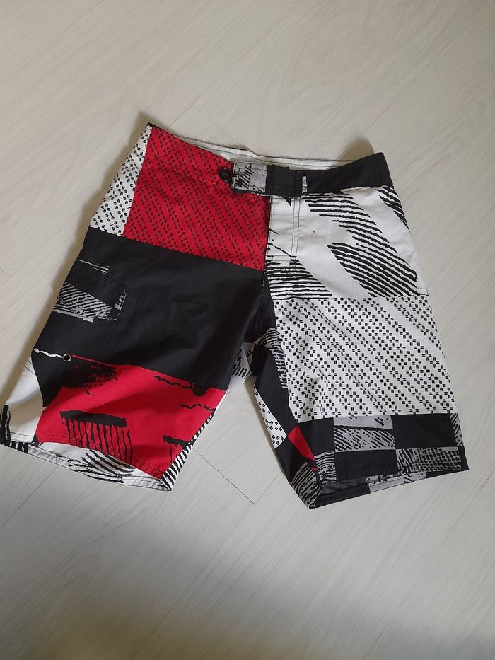Short de plage T 10 ans