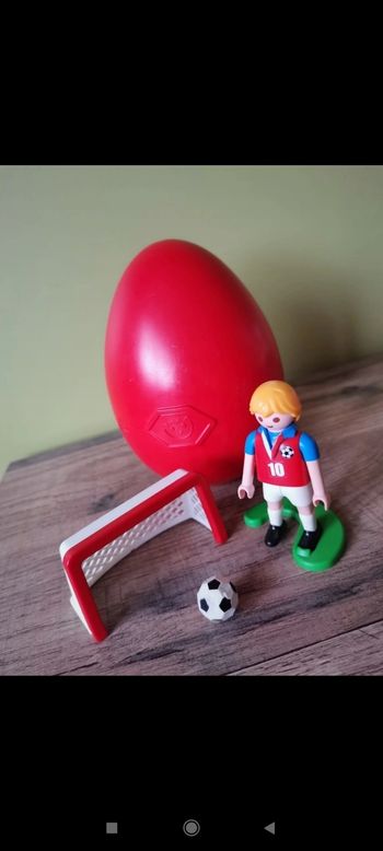 Oeuf joueur  playmobil