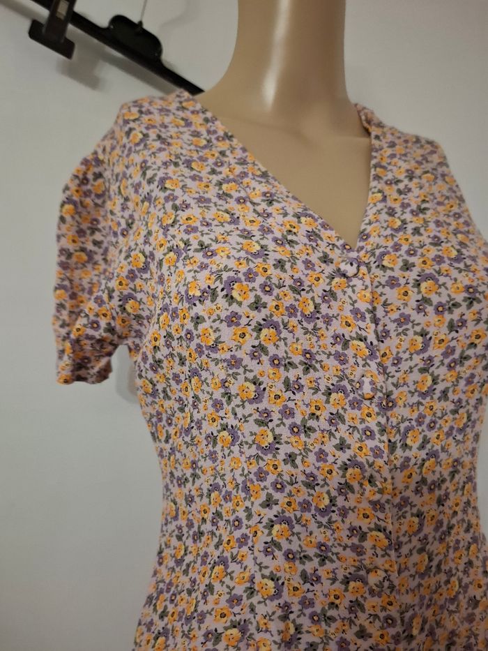 Robe chemise taille 36 en très bon état Mesure dans l'annonce - photo numéro 2