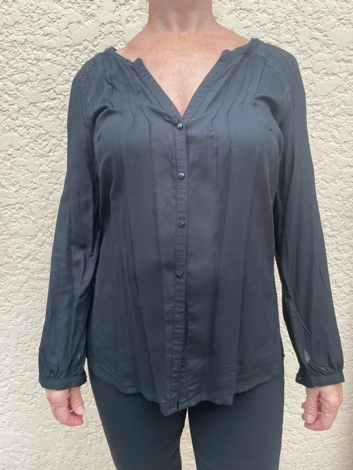 Chemise noire