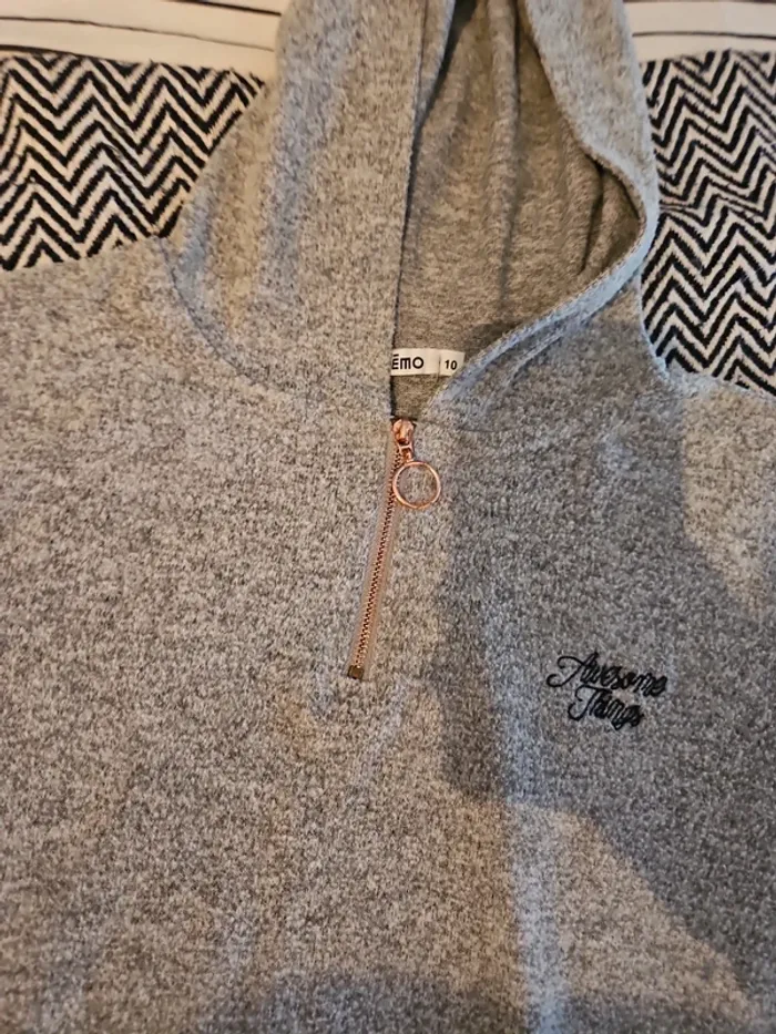 Pull fille - photo numéro 2