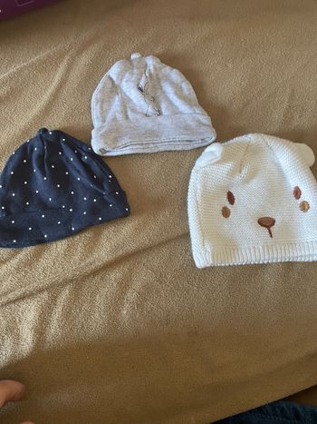 Lot de bonnet