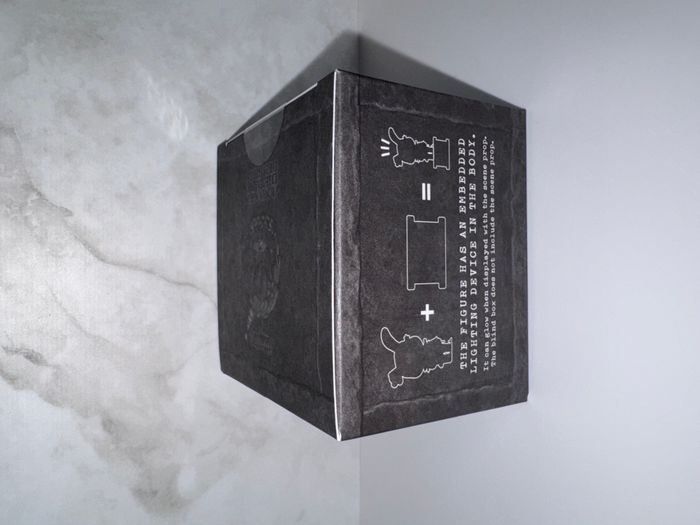 Hirono Monsters Carnival Unlock the Dark Delights PopMart - photo numéro 2