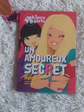 👻livre kinra girl un amoureux secret👻