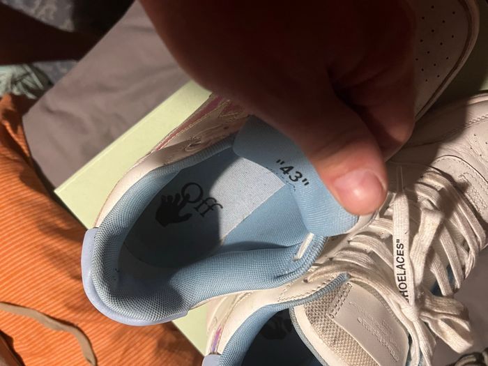 Baskets off White édition limitée rare - photo numéro 8