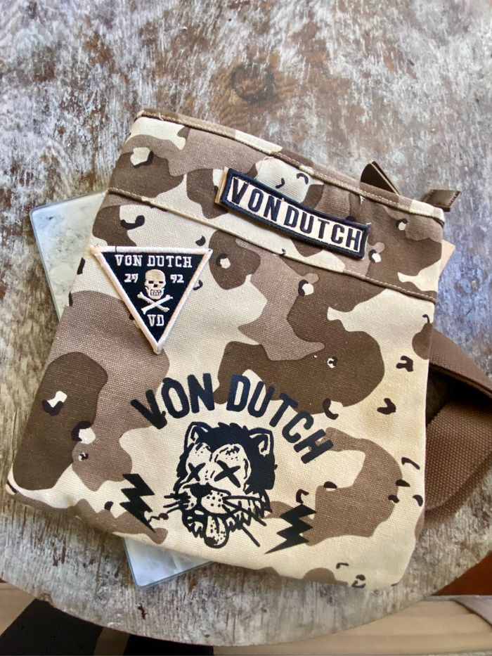 Sac a bandoulière Von Dutch - photo numéro 2