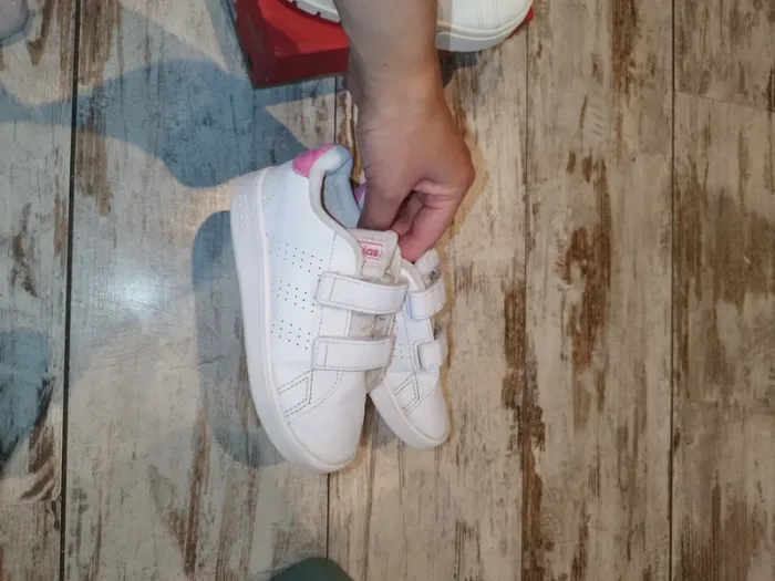 Basket adidas - photo numéro 3