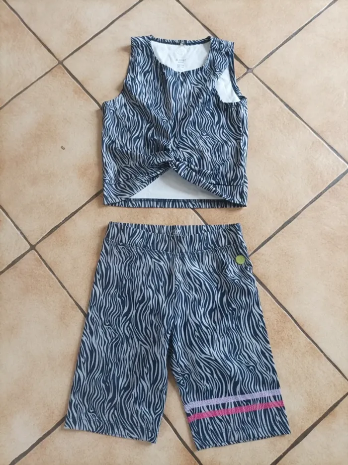 Short + crop top
