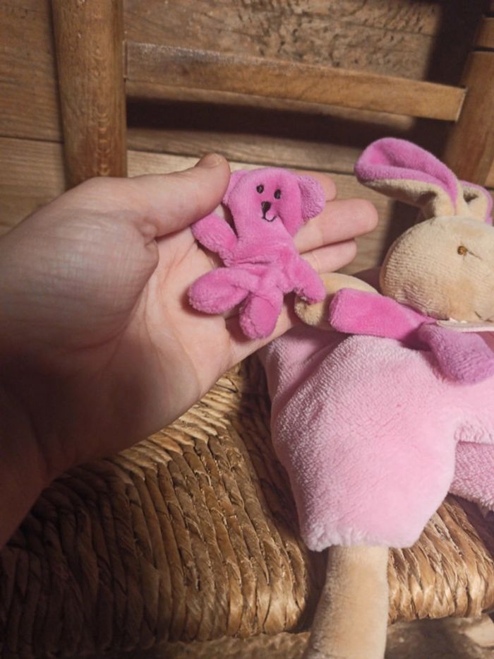 Doudou lapin rose graffitis doudou et compagnie tbe - photo numéro 4