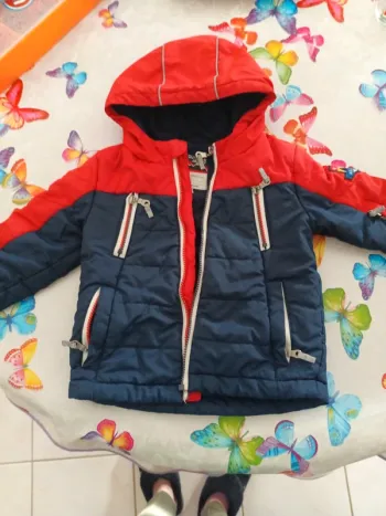 Doudoune Vertbaudet 3 ans rouge et marine