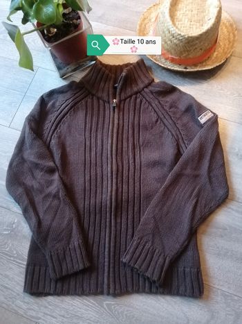 🌸Gilet marron zippé et col montant Taille 10ans 🌸