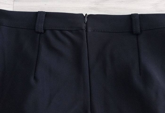 Jupe courte noire taille 38 - photo numéro 6