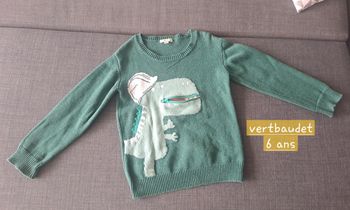 Pull 6 ans vertbaudet dinosaure