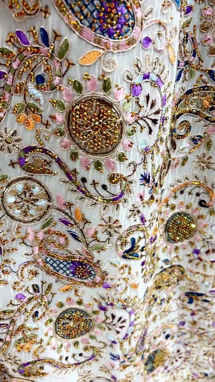 Sublime caftan nouvelle tendance ! - photo numéro 4