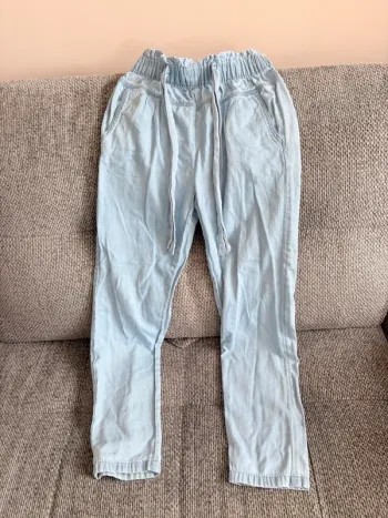 Pantalon fille tape à l’œil