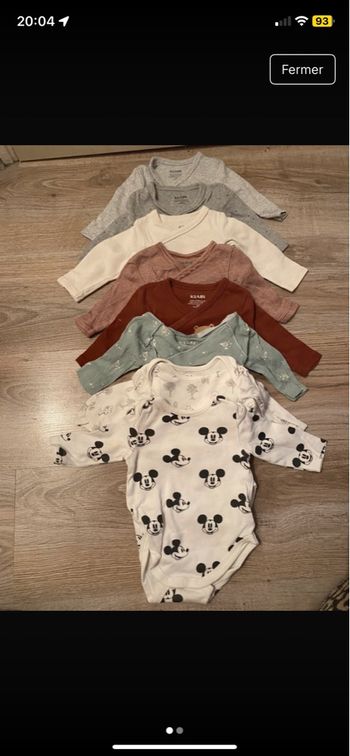 Lots 8 bodies 1 mois