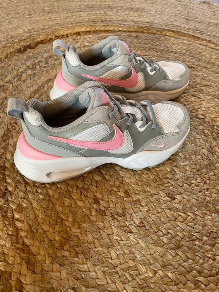 Nike filles neuves - photo numéro 8