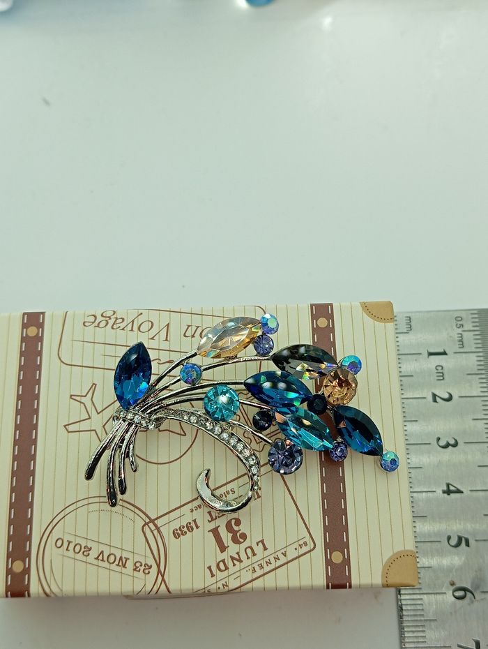 Broche