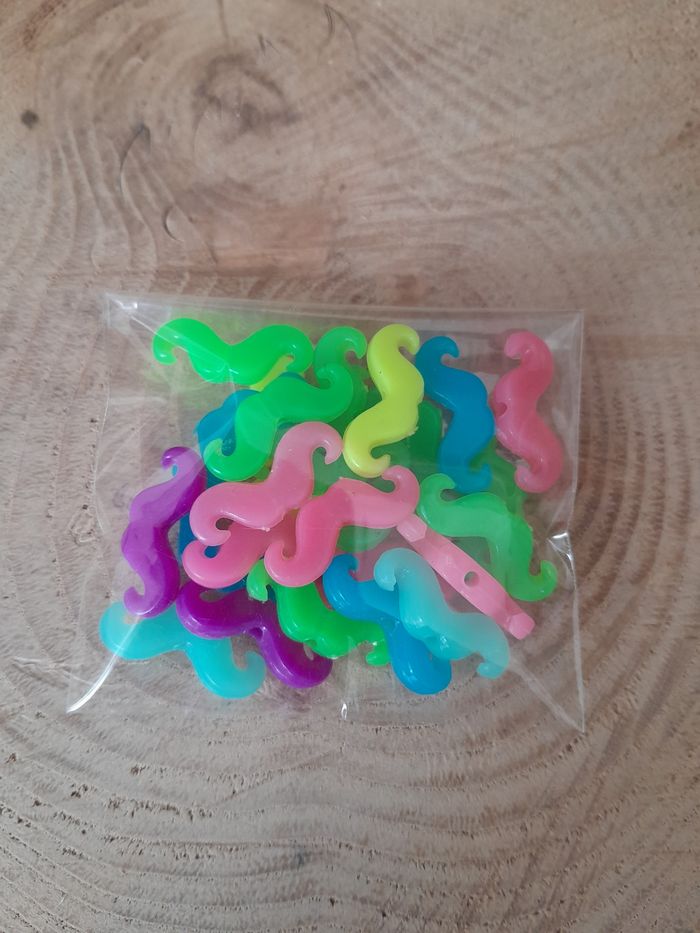 Lot de perles moustaches - photo numéro 5